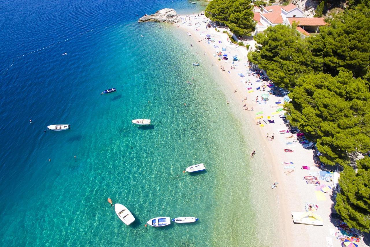 Apartments With A Parking Space Brela, Makarska - 789 Exteriér fotografie