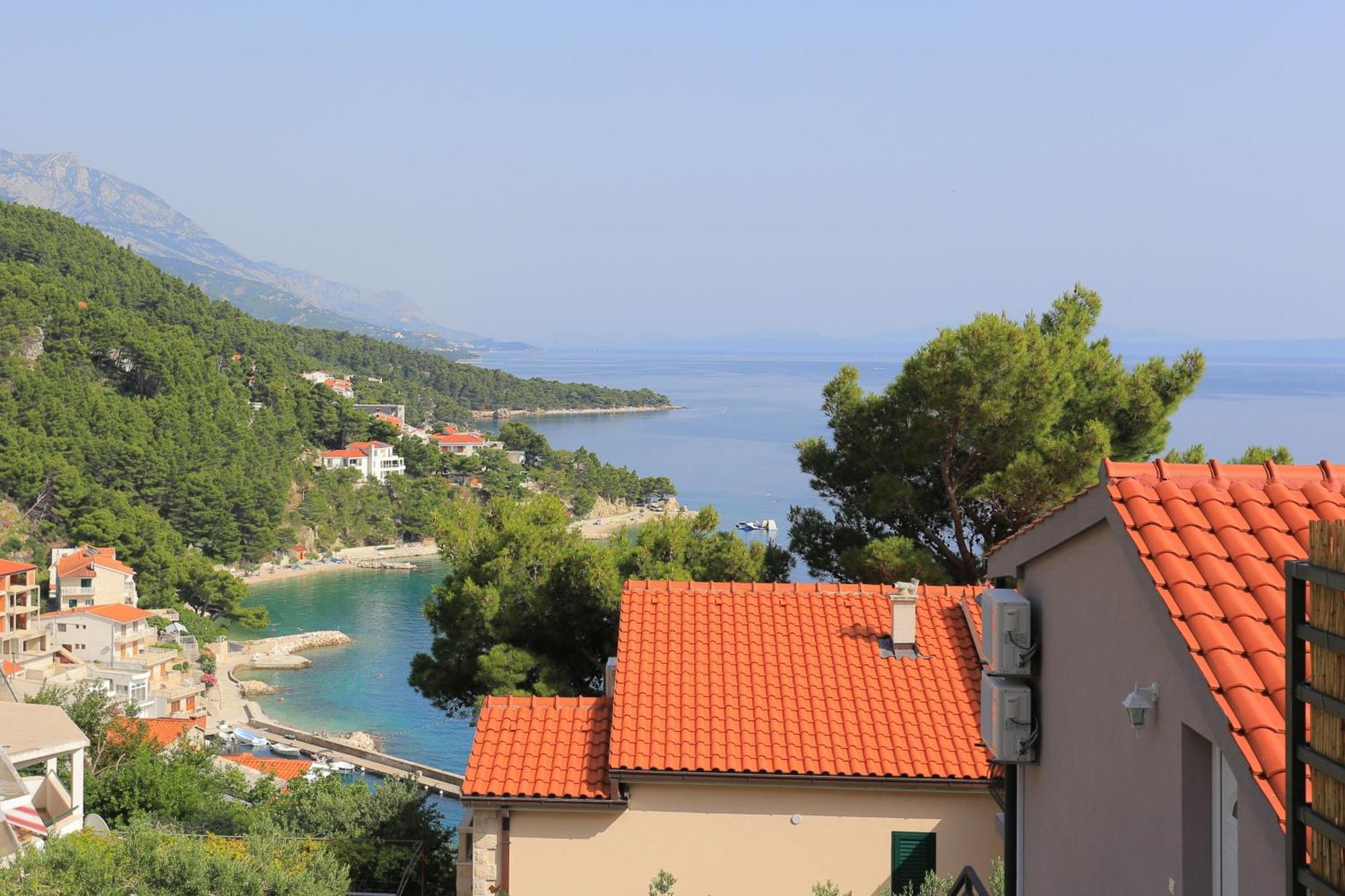 Apartments With A Parking Space Brela, Makarska - 789 Exteriér fotografie